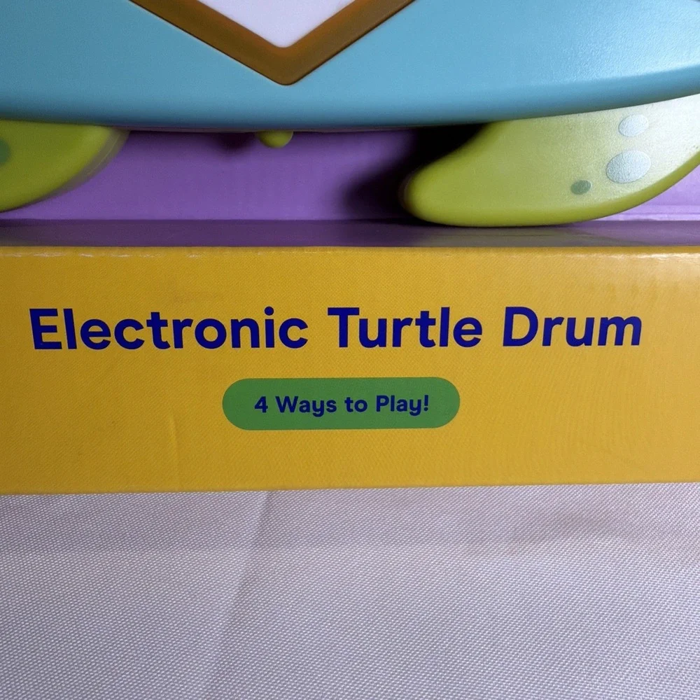 Gigglescape electronic turtle